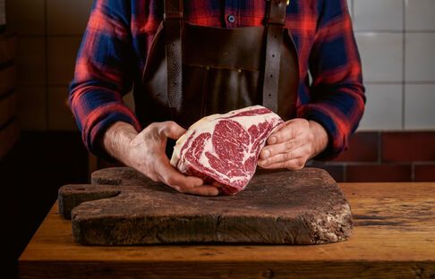 Zu Tisch Fleisch