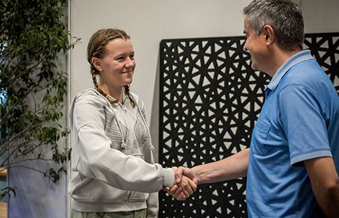 OBA 2024 - Handshake