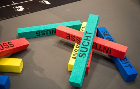 OBA 2025 - Sonderschau Gamen. Chatten. Suchtgefahr